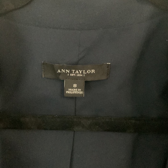 Ann Taylor navy blazer - Picture 4 of 7
